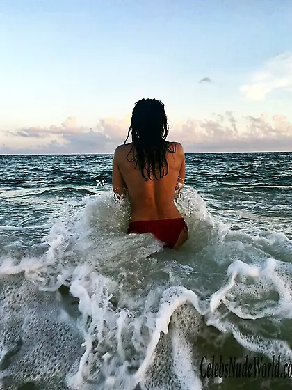 Padma Lakshmi Topless