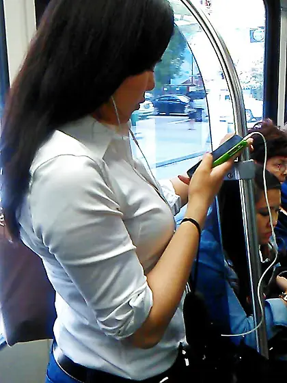 Voyeur - PLUMPER bosom and asian chick with liberate half-shirt.