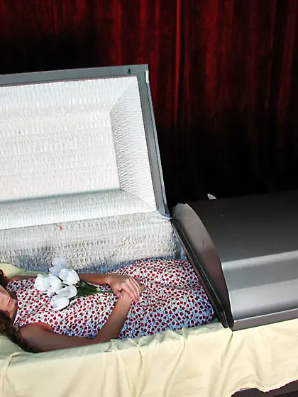 n6157 - Case-0C164E2 - Ember,  Mena