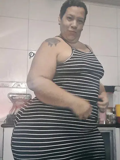 Hermosa Nalgona Latina