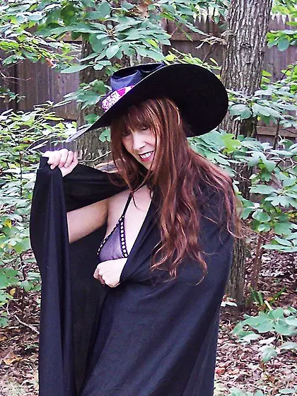 Mature Moon Aynjl from United States Halloween