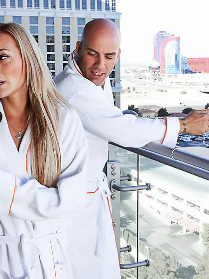 Nikki Seven and Raven Bay work some hard cocks and get themselve