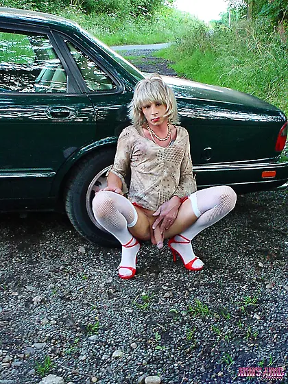 SISSY TRAV LOPETTE FAGGOT