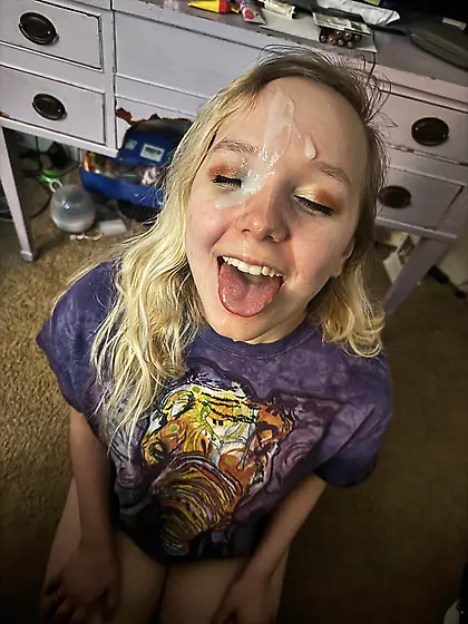 Teen gf facial