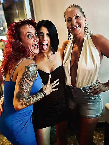 Average Joe Wives and Girlfriends