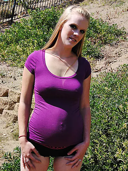 Pregnant blonde purple plays