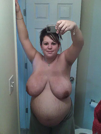 Bathroom selfies/ Mirror selfies