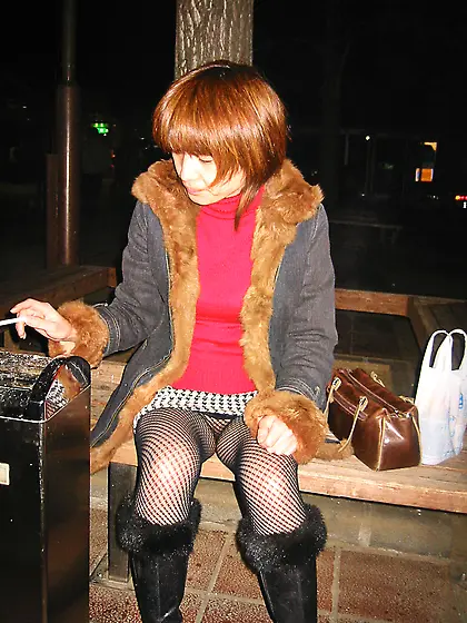 Japanese wife exposed by husband 2003-4