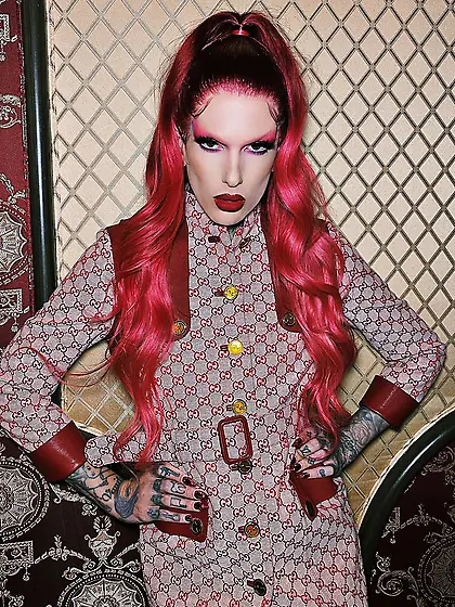 Jeffree Star tattooed makeup twink