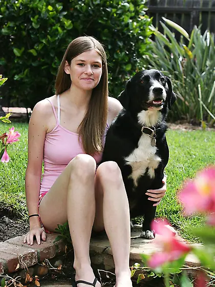 Slender brunette sweetie Lara Brookes smiles while she makes hot