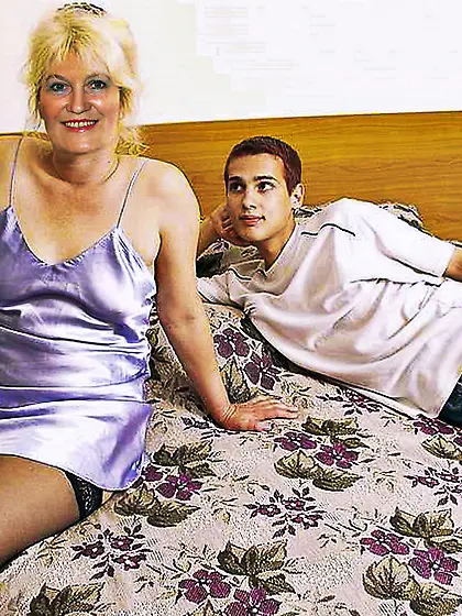 Matures sex pictures. Sex with a friend of a son.