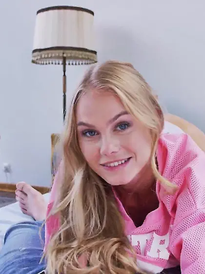 Big tits young blonde teen sucks dick