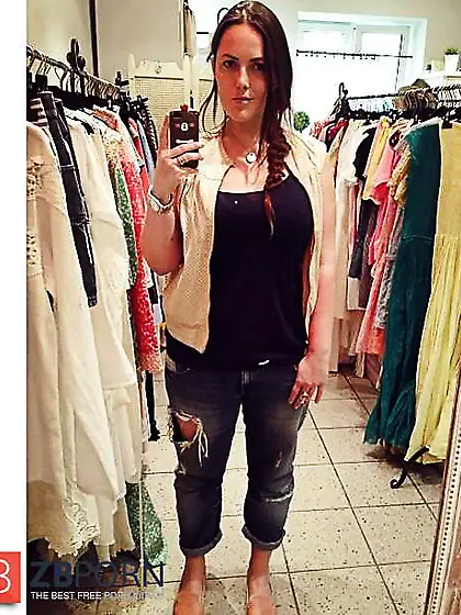 Flickr Finds: Tanya (youthful mummy model)