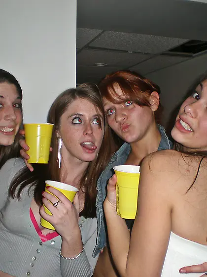 Teen Party girls