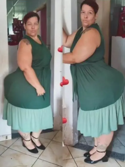 Hermosa Nalgona Latina