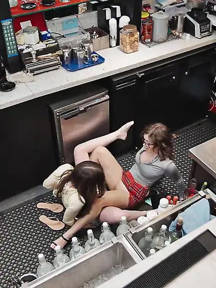 Leana Lovings and Charly Summer take good care of BBC