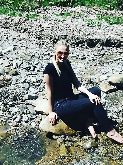 Athletic big tits webcam