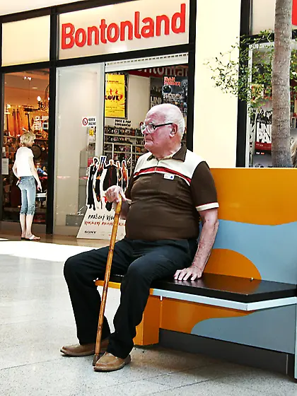 Horny grandpa stalks teen