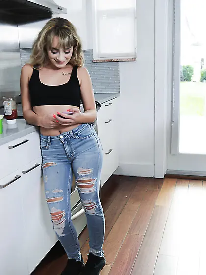 Adorable Anna Mae wants all the cum she can possibly get