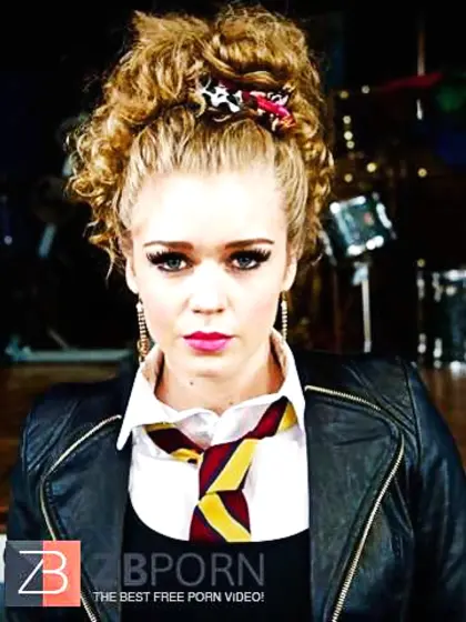 Tarty teenager non naked