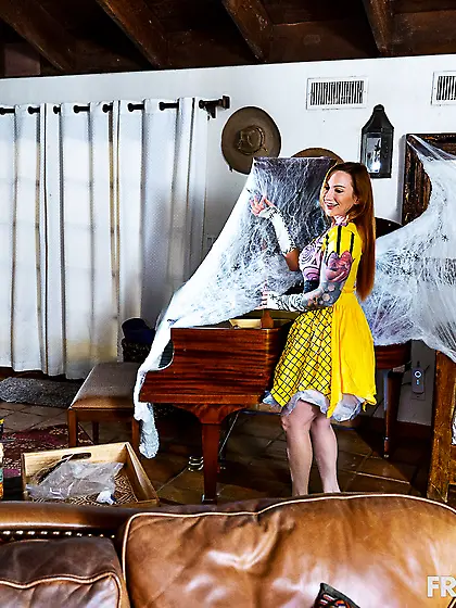 Horny ladies Sophia Locke and Evie Christian get deeply fucked