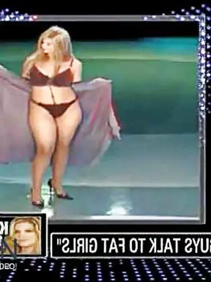 Femmes with immense Hips