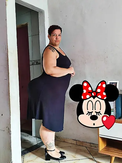 Hermosa Nalgona Latina