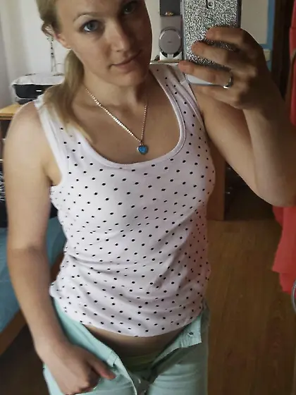 Italian cumslut Maya