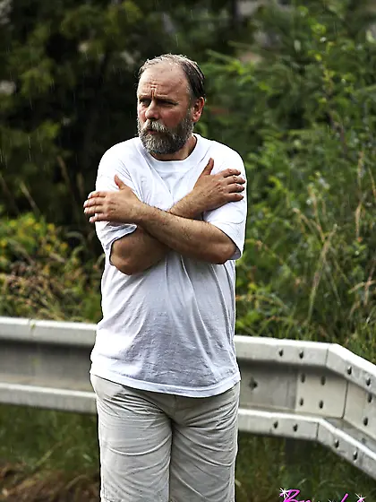 Old guy fucks young blonde.