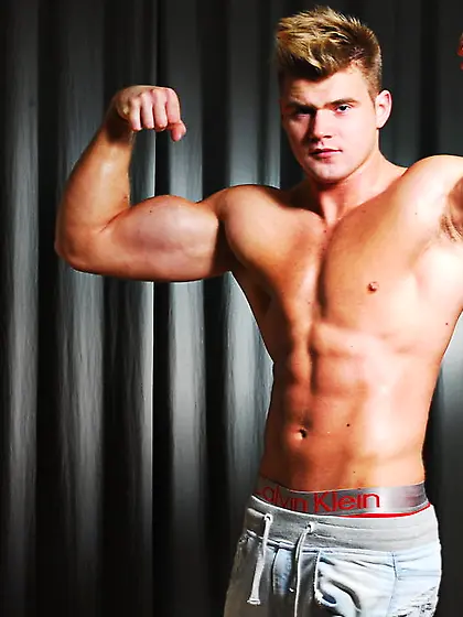 White man bigjacky dancing