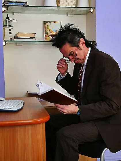 Meet teen babe Donna.