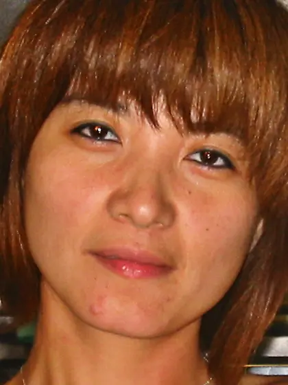 Japanese wife exposed by husband 2003-4