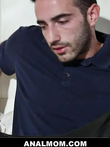 Busty lady ass boned by stepson 