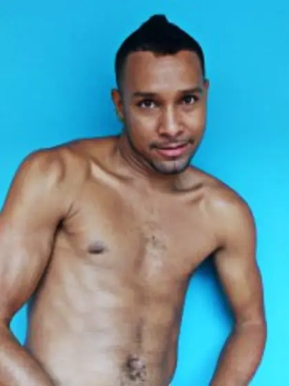 Brunette jeandickhard perform butt