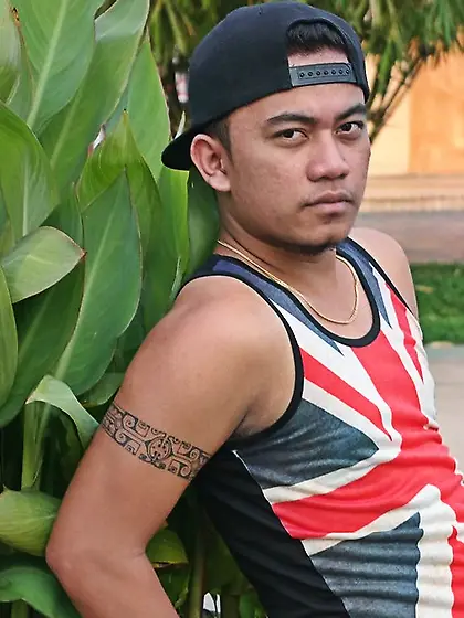 Asian gay ilovejohnnykoh oil
