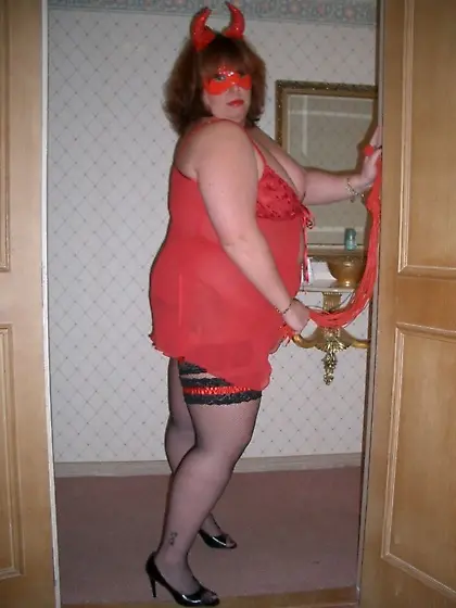 MILF BBW Charlie from United Kingdom Devil...