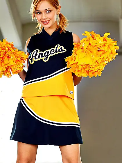 Mind blowing close-up pics with hot cheerleader Lenka Gaborova s