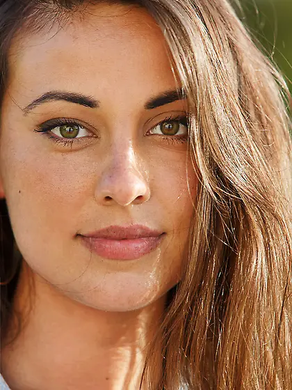 Brunette glamour lesbians