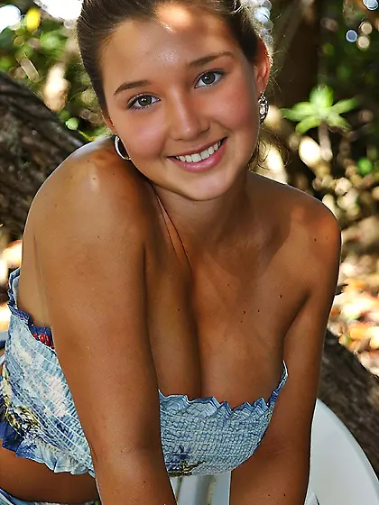 Christina Model set 129