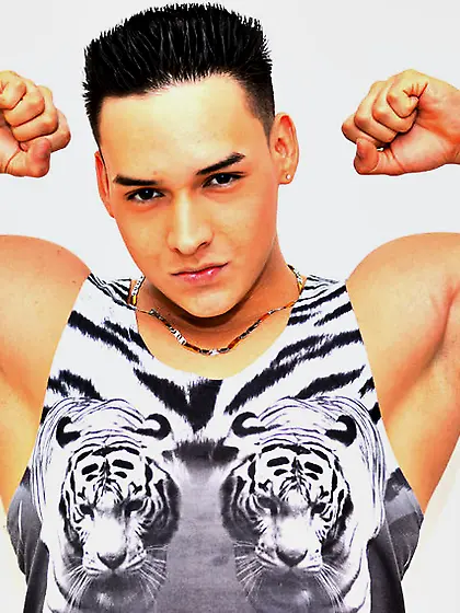 Latin gay kenai live