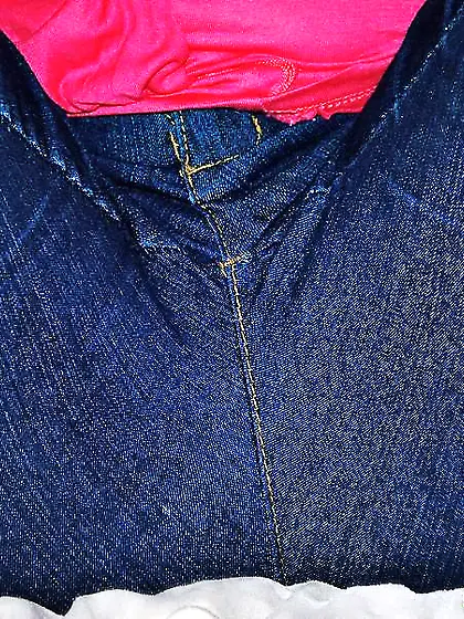 Samantha Feels takes off her tiny pink panties then takes sturdy