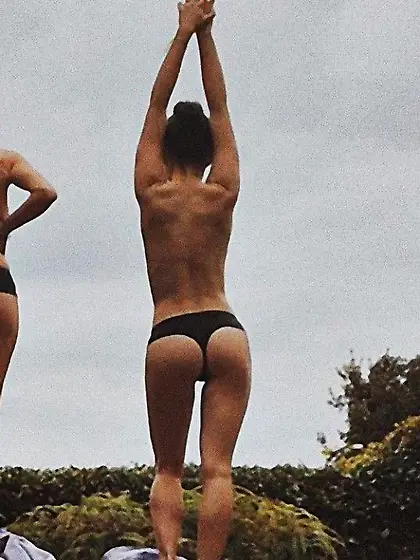 Maisie Williams Ass Photo