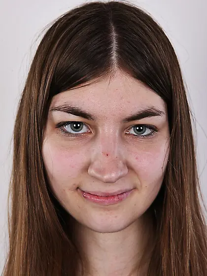 Young temptress takes clothes