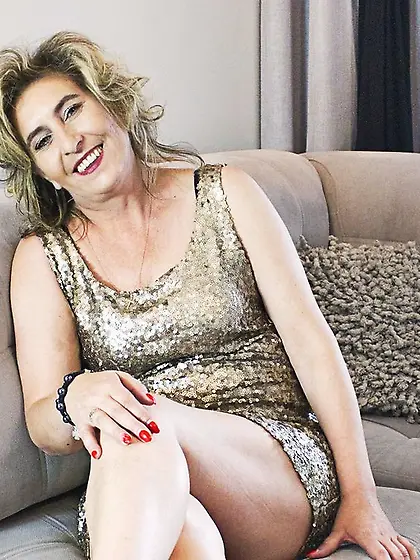 White milf beautiful tits