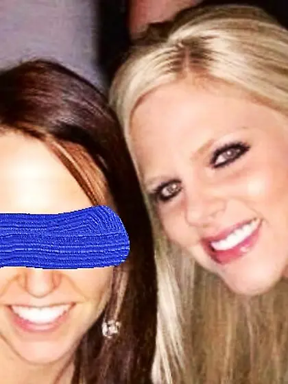 Willow showing off her tits at spring break