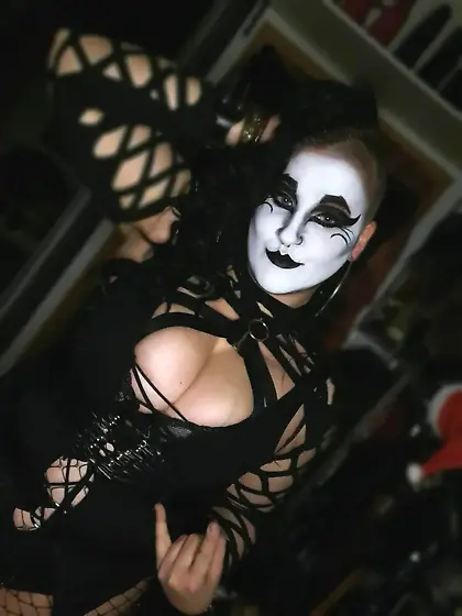 sexy Gothic Queen