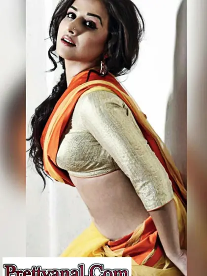 Half Naked Sexy Girl - Celebrity