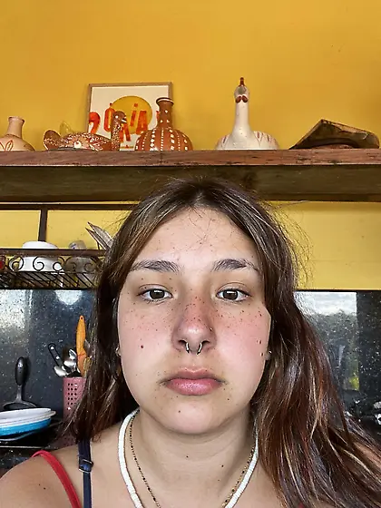 Slutty white chick from 805