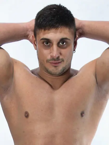 White man 0antonio striptease