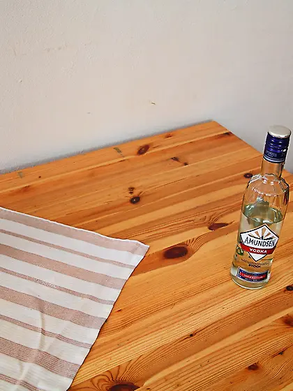 When Sandra entered the